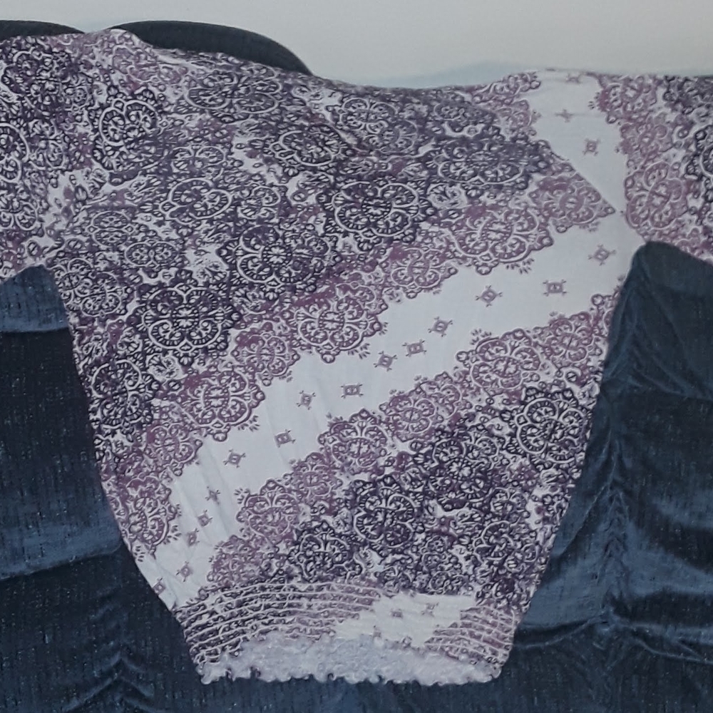 Mudd Paisley Print Top - Picture 5 of 7